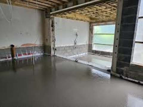Domestic Floor Screeding Services