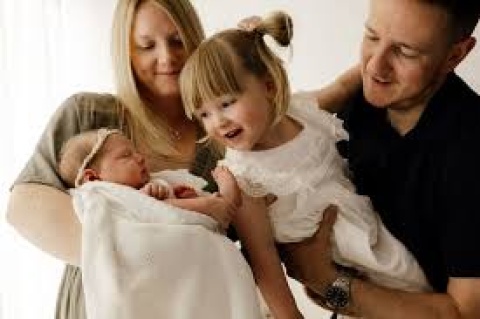 Newborn Photographer Longsight